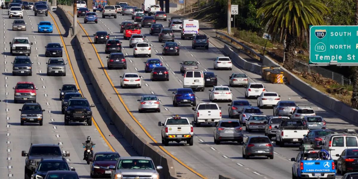 California Implements New Driving Laws in 2025: New Rules on Parking, Insurance and More