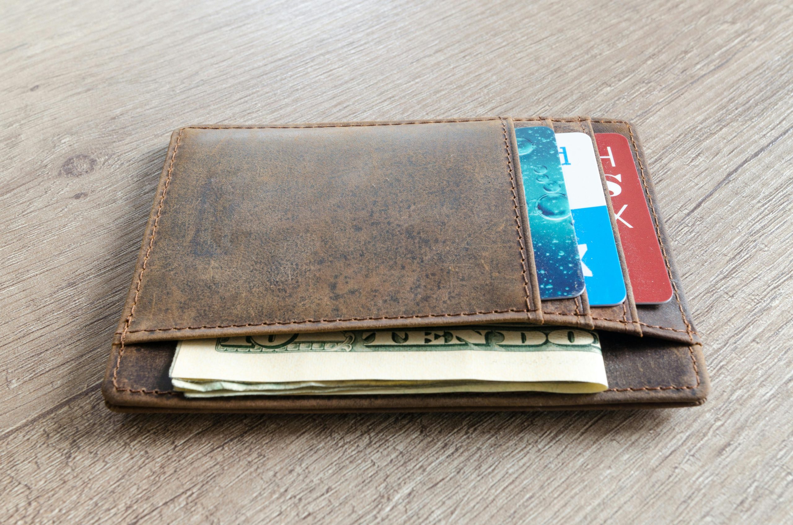 Massachusetts Residents Urged to Remove Certain Items from Wallets to Prevent Identity Theft